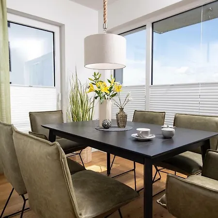 Apartment Gelber Sonnenstern